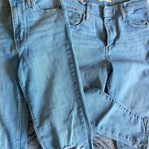 Levi’s high rise skinny jeans never worn